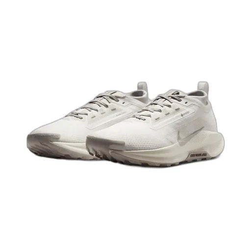 Pegasus Trail 5 Gore-Tex Sneakers