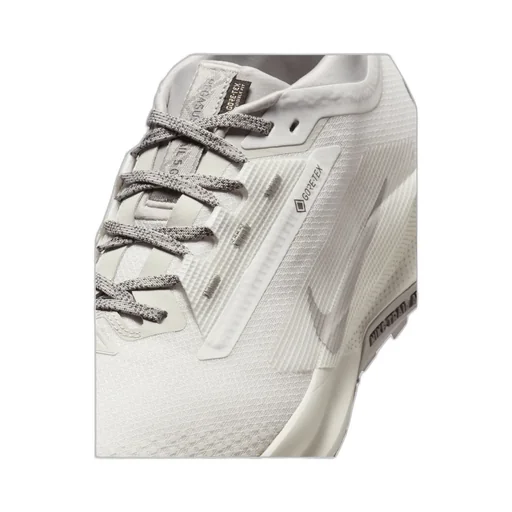 Pegasus Trail 5 Gore-Tex Sneakers