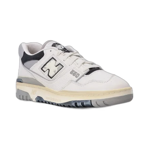 550 Logo Patch Sneakers