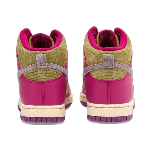 Dunk High Sneakers Dynamic Berry
