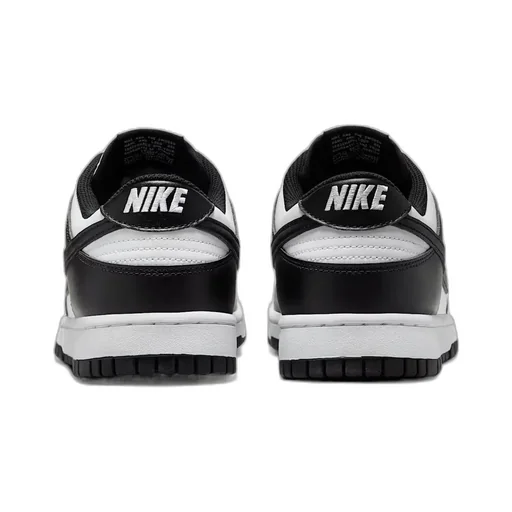 Dunk Low Sneakers