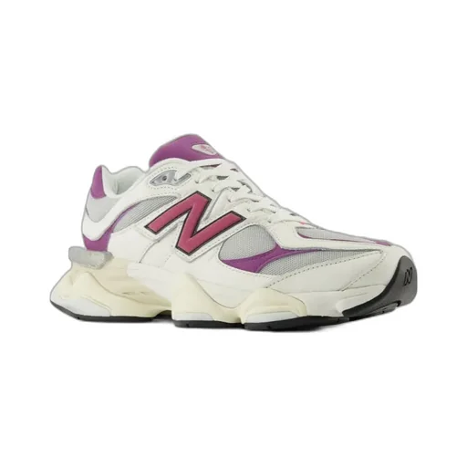 9060 Lace-Up Sneakers