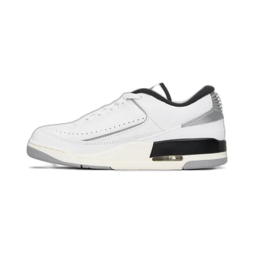 Jordan 2/3 Sneakers