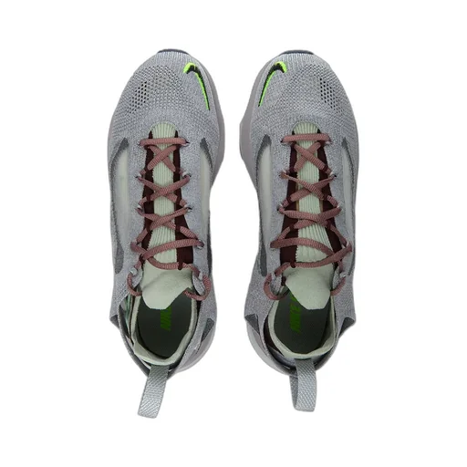 Spark Flyknit Sneakers