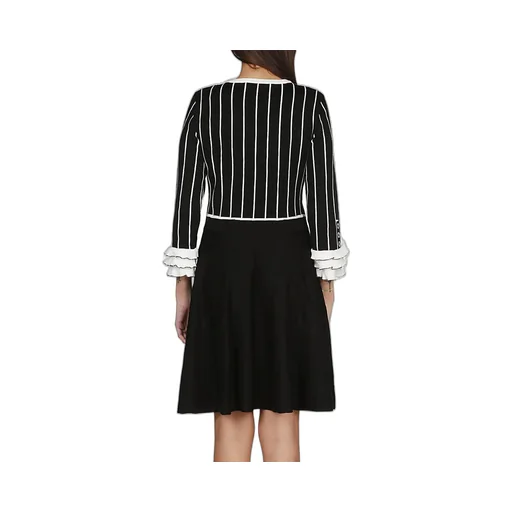 Wrinkled Round-Necked Dress