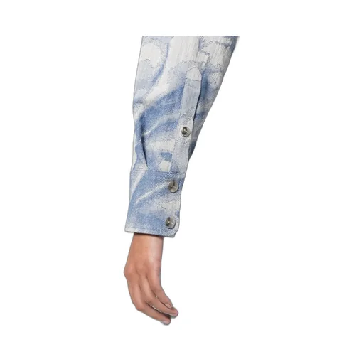 Long-Sleeved Shirt