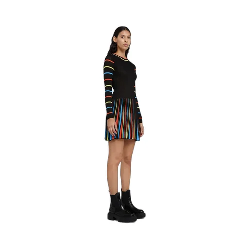 Round Neck Long-Sleeved Dress