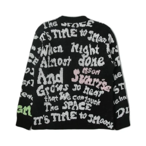 Round Neck Knitted Sweater