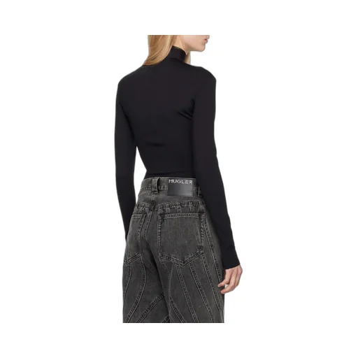 Star Cut-Out Detailed Top
