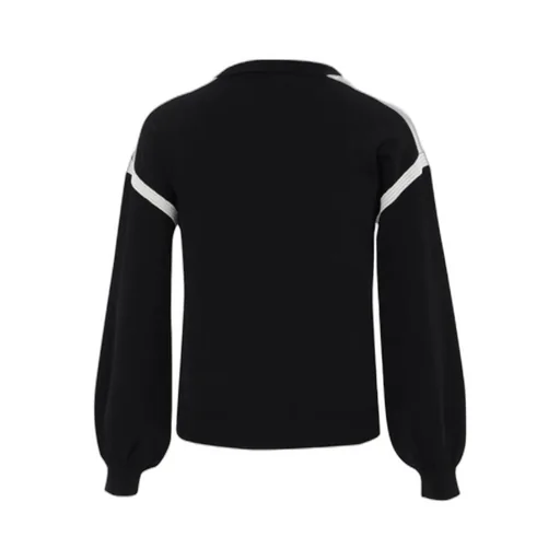Round-Neck Pullover