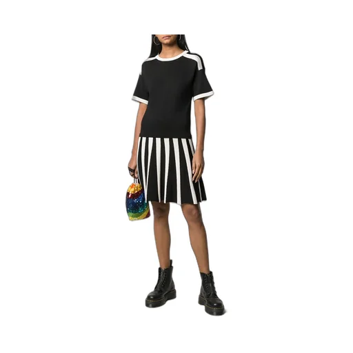 Short-Sleeved Knitted Dress