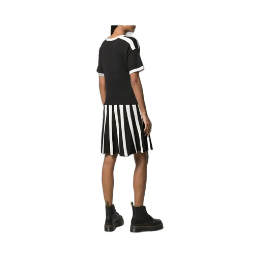 Short-Sleeved Knitted Dress