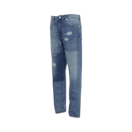 Straight Jeans