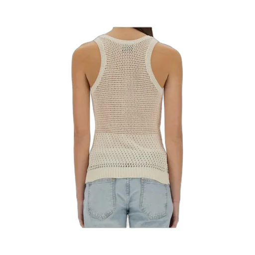 Mesh Top With Logo