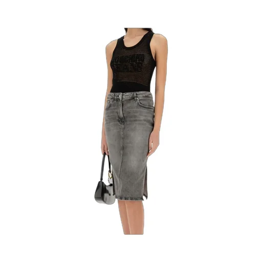 Mesh Top With Logo
