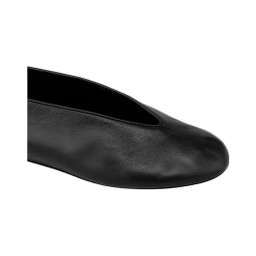 Almond Toe Ballerina Shoes