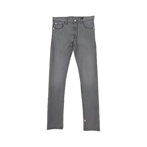 Belt-Loop Jeans