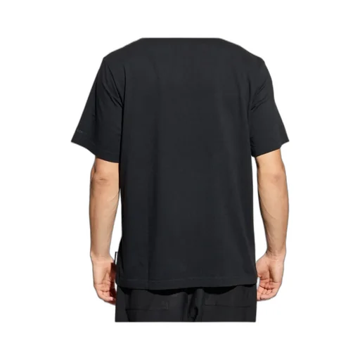 Short-Sleeved T-Shirt
