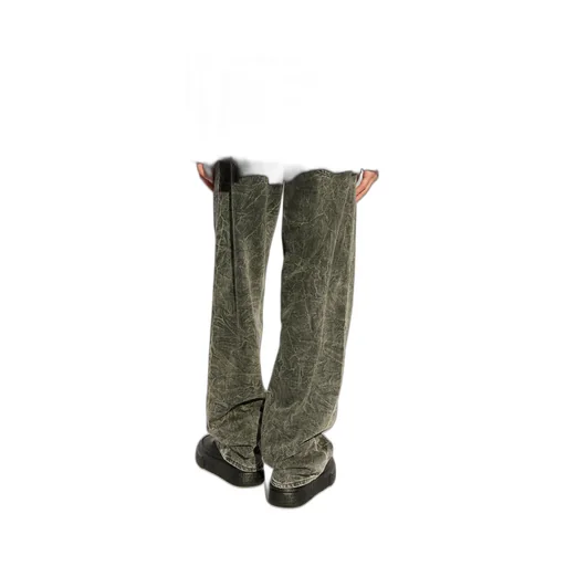 Straight-Leg Jeans