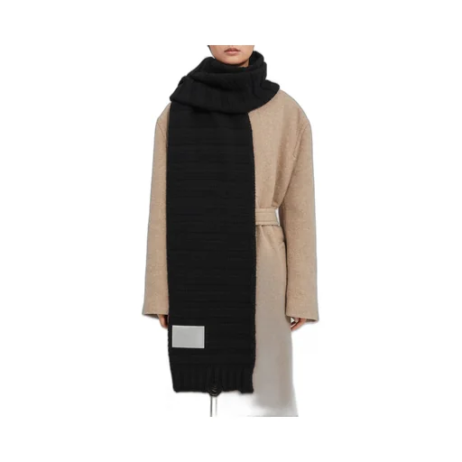 Logo Patch Distressed Knitted Scarf