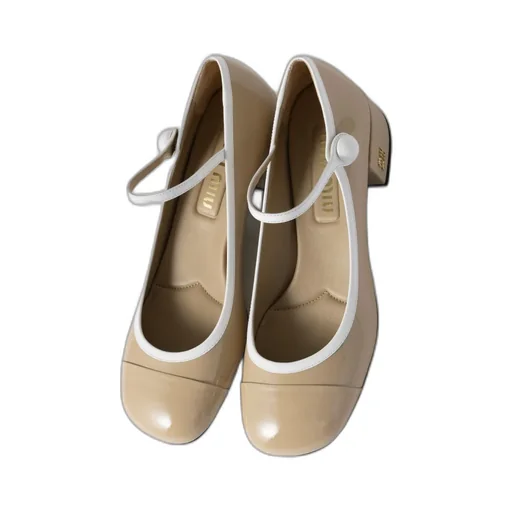 Logo-Lettering Pumps