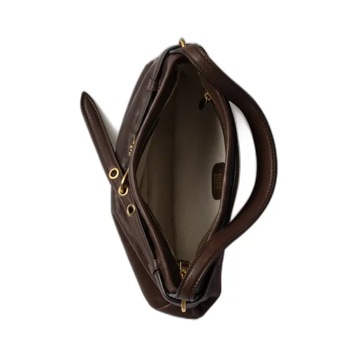 Aventure Zipped Shoulder Bag
