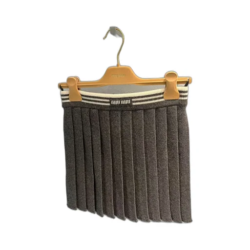 Pleated Knitted Mini Skirt
