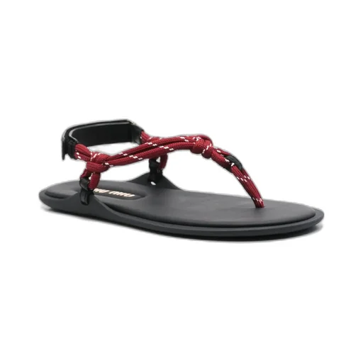 Round-Headed Flat Sandals