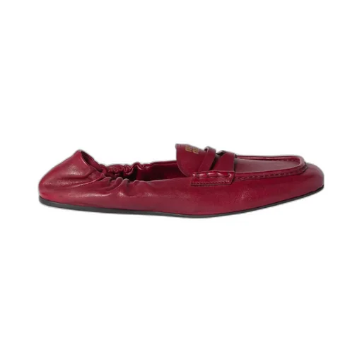 Embossed-Logo Square Toe Loafers
