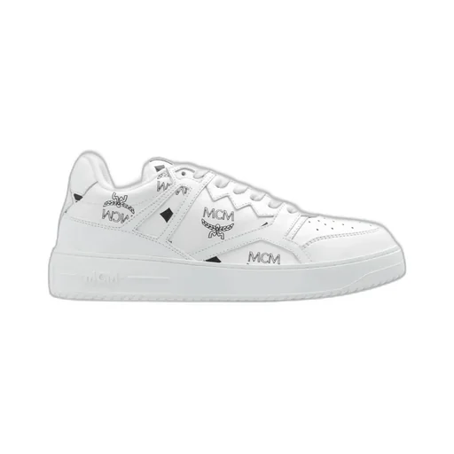 Terrain Sneakers