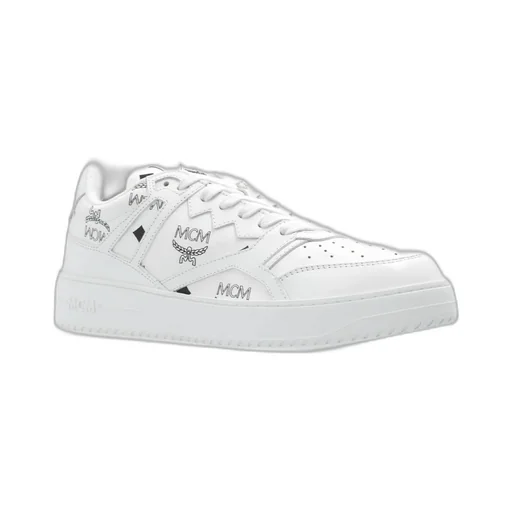 Terrain Sneakers