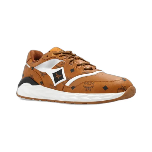 Skywander Sneakers