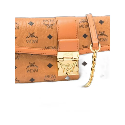 Tracy Chained Wallet