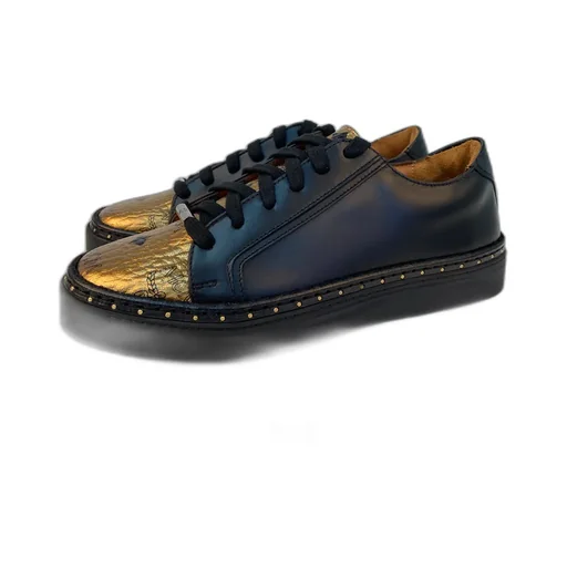 Logo Details Casual Sneakers