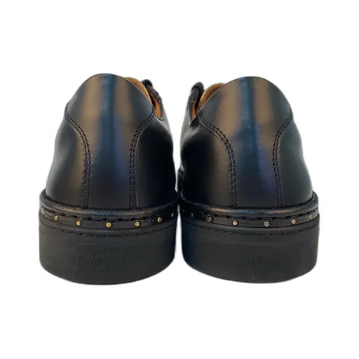 Logo Details Casual Sneakers