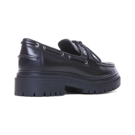 Round Toe Lace-Up Shoes