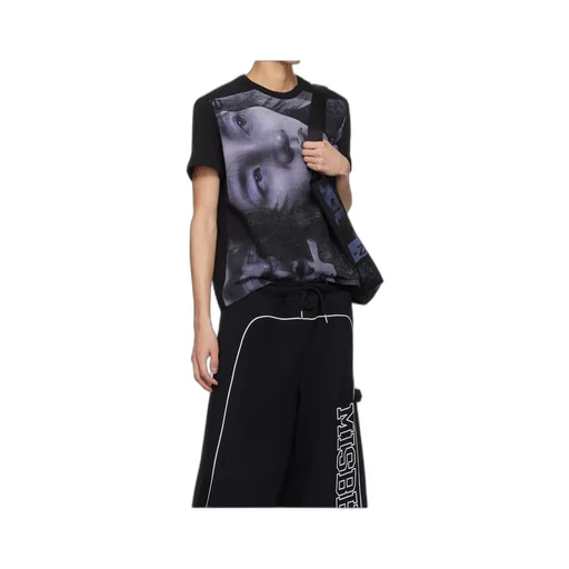 Graphic-Print T-Shirt