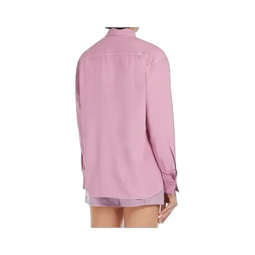 Buttoned Long-Sleeved Shirt