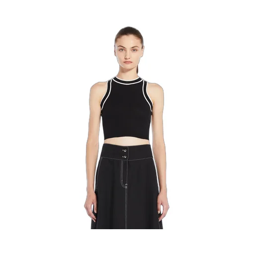 Crewneck Sleeveless Top