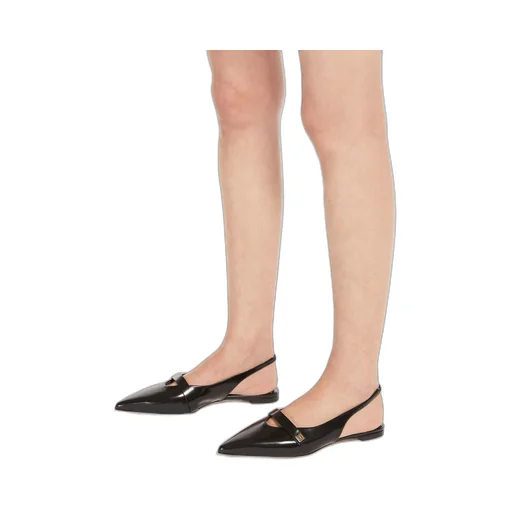 Logo Details Flat Shoes