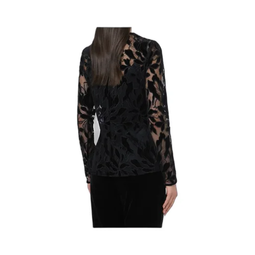 Studio Long-Sleeved Top