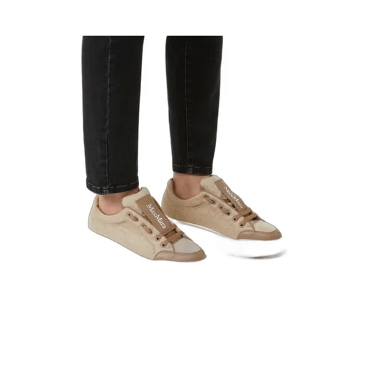 Round Toe Low-Top Sneakers