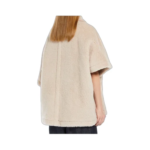 Cape In Alpaca And Wool Teddy Fabric