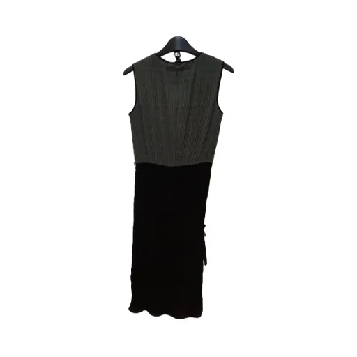Round Neck Sleeveless Dress