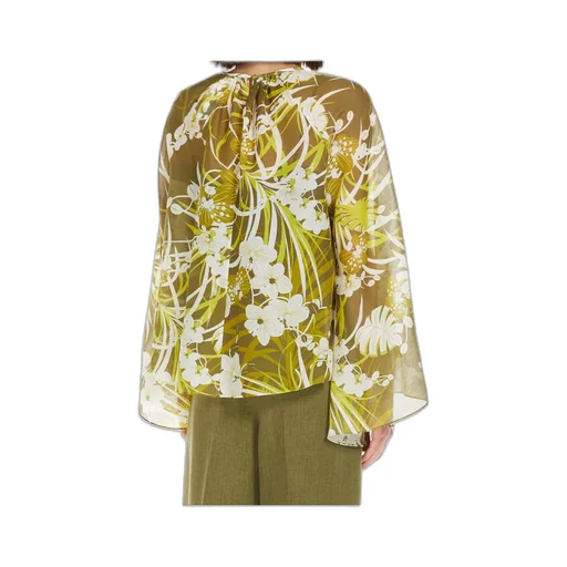 Long-Sleeved Tops