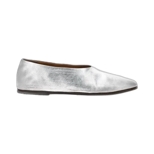 Round-Toe Ballet Flats