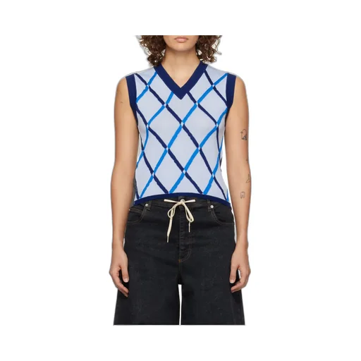Diamond-Pattern Vest