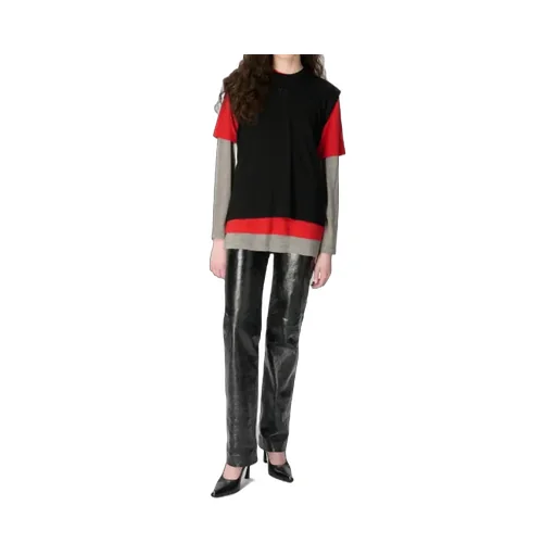Classic Long-Sleeved Round-Neck T-Shirt