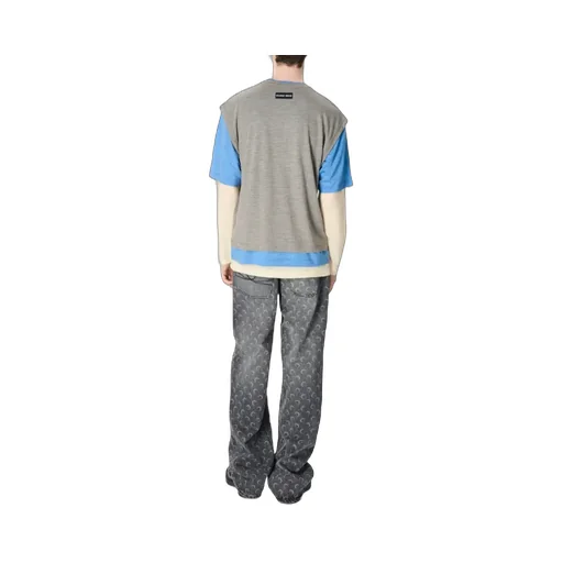 Classic Long-Sleeved Round-Neck T-Shirt