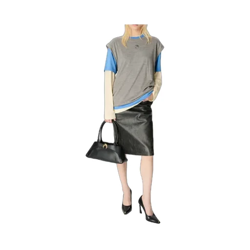 Classic Long-Sleeved Round-Neck T-Shirt